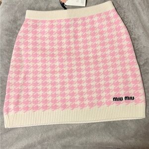 Miu Miu Pink and Cream Houndstooth Knit Mini Skirt with Logo